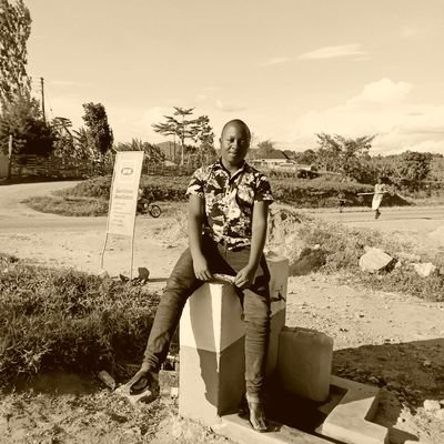 arinaitweemma15's profile picture. Easy but turf when it comes to business 💯