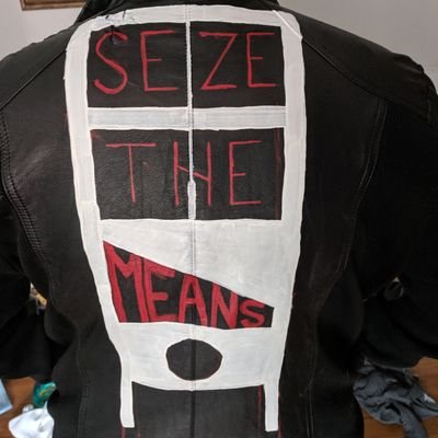 LilFavaBean's profile picture. Twitter spectator.