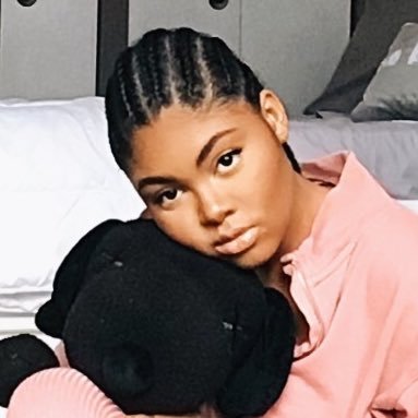 ranapaige's profile picture. https://t.co/E0TG3BQy6O                    Live In The Moment