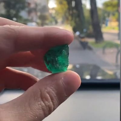 Éste perfil no es Uribista, No es Petrista, es consciente!.