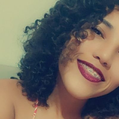 Day, tenho 20 anos sou canceriana , sinceridade e meu forte não gosto de Mimi....
A arte de ser louco é jamais cometer a loucura de ser um sujeito normal....
