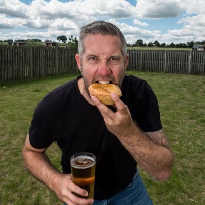 Clips of the legend Jon Parkin tweeted without context. Parody.