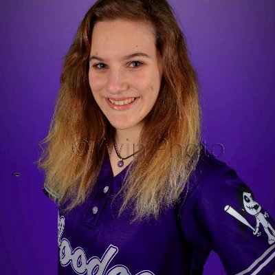 Catcher/OF -Lesley University Softball ‘25🥎💚