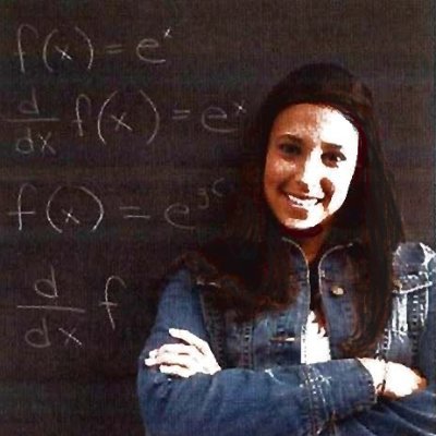 Física, docente e Investigadora. Interesada en la parte fundamental de la física y sus interacciones 🪐 ☄ 🔢 matemáticas, física y su historia 📖