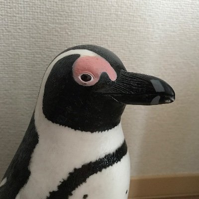 torimaki_answer's profile picture. ゴリラオンライン勢です！ PNは色々変えていて、 紫に金バナナ置きます、ゴリジャーノンにバナ束を、ゴリコ&焼吉の怒り新党 NO MORE 秘宝泥棒、ゴリラのケツが夢に出る、容疑ゴリXの献身、私の頭の中のゴリラ、コングダム2豊なる密林へ、ゴリサイト半沼地の家族です。よろしくお願いします！アイコンはフンボルトペンギンです。