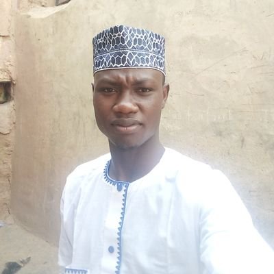 A reader , poetester, creative writer and political analyst .🤠😎🙏