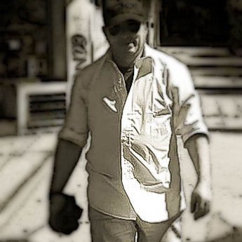 edlicitrahotma1's profile picture. Intectualdisaster, sucio y desprolijo.