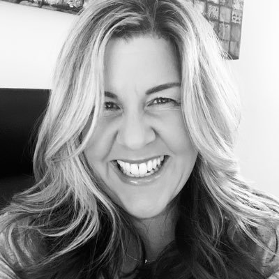 Certified Life Coach,Trainer, Author & Motivational Speaker. Believes laughter is key & most people really are trying to make the world better. ;-)