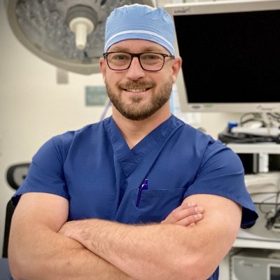 Donald Dolce, MD is a board certified orthopedic surgeon, specialized in the treatment of acute and chronic injuries of the elbow, shoulder, hip and knee.