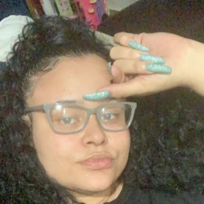 kinda girl that’s gonna make you wonder who you are and where you’ve been♑️
