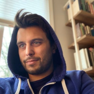 charliemichaels's profile picture. 