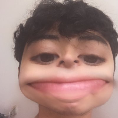 VisualsVision_'s profile picture. controller=free aimbot