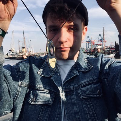 political science, computers and bicycles 🚴♂️
DevOps Engineer @moiamobility ⌨️
he:him:his