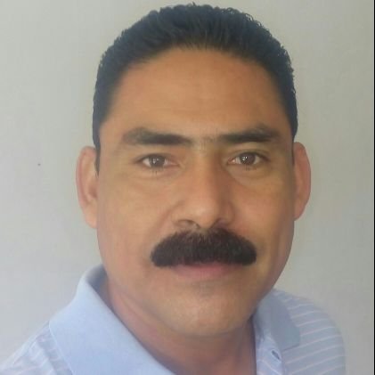 El mejor Artista, es aquel que en la suma de todas su obras, a incorporado el mayor número de sus mejores ideas, Pues una obras de arte hablan de su auto.