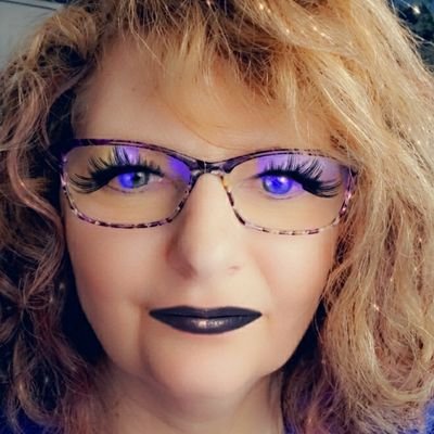 German native living and thriving in Canada!