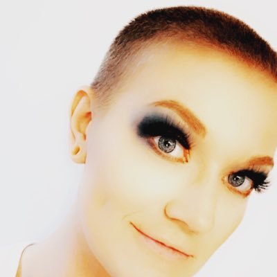 Hillypie's profile picture. Bored as hell with a lot on my mind.