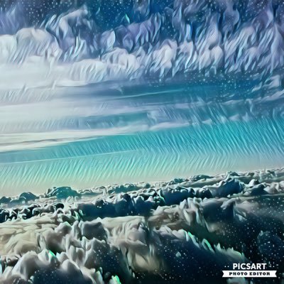 Shawtiibabyy's profile picture. love to craft 😍 music is life IG:Lucy_crafts_cards