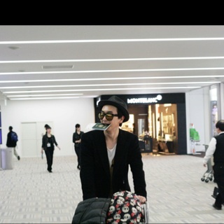 JS_KJS's profile picture. 