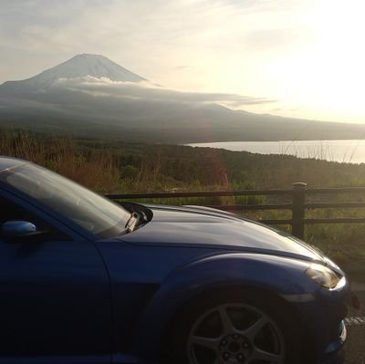 愛車 addressV125s、
RX-8、
ダイハツ エッセ
です
25歳です よろしくお願いします
無言フォロー失礼します
rx-8乗りフォローしてます