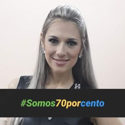 Gaúcha e gremista. Advogada. Mestre em Direito. Mãe do Germano e do Gregório. Sou dos 70%