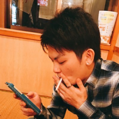 darts/sports/fashion/ps4 ダーツ、ゲームが好きな方と幅ひろ〜く繋がりたい🙆♂️ あ、あと忘れてました、愛知県に住んでます⚰️