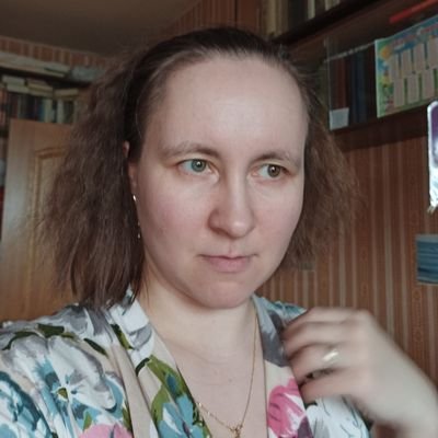 zdina546's profile picture. Русая, глаза разноцветные, рост около 160 см, вес около 67-74 кг  Одежда 50 размер