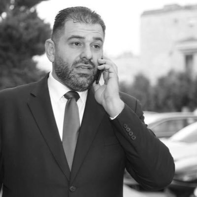 shadi87515529's profile picture. 