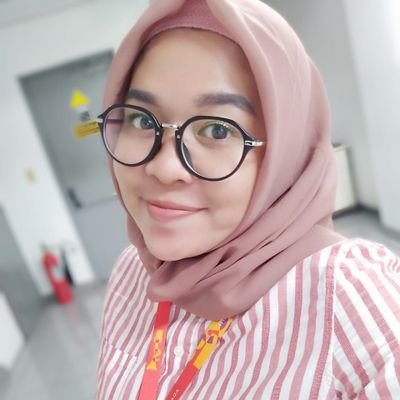 dilalalong's profile picture. Manajemen Transportasi Laut STMT TRISAKTI 2012