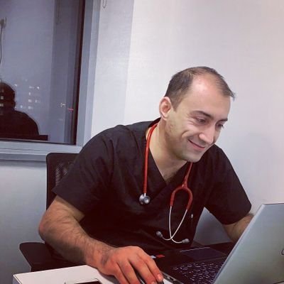 AYZOFL 
Hacettepe Tıp Çocuk Sağlığı ve Hastalıkları Uzman Dr.
(Pediatrician) 
Yenidoğan Uzm. (Neonatology)