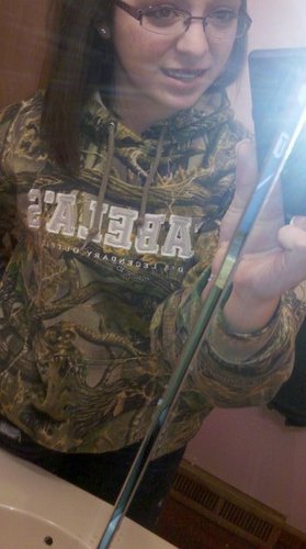 acurry6's profile picture. i hate mostly everyone