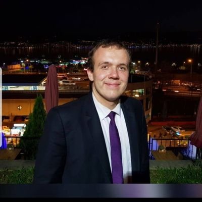 MuhamedReis's profile picture. I am a successful Ph.D. candidate in history and political sciences.
I have worked for different international ministries.
I am open for new contacts and opport