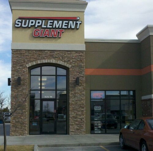 Supplement Giant has been established and serving the Wichita, KS community since 1990, and Denver Co since 2008.