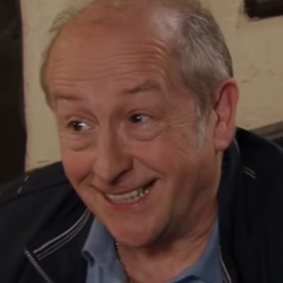 The one and only Geoff Metcalfe, don’t listen to what people say about me on the Street. I’m one of the good guys #Corrie @itvcorrie
