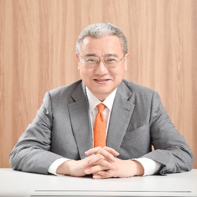 CYHuang12's profile picture. Thinker. Changer. Innovator.