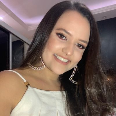 lauraa__rocha's profile picture. 