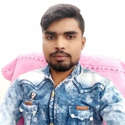 AmirKha48811956's profile picture. मंज़िलो से अपनी डर ना जाना,
रास्ते की परेशानियों से टूट ना जाना,

जब भी ज़रूरत हो ज़िंदगी मे किसी अपने की,
हम आपके अपने है ये भूल ना जाना.