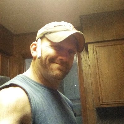 RobertSpringf16's profile picture. 