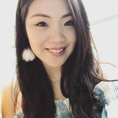 Tôi tên là Hoàng Minh, là tác giả của những bài viết trên trang web: https://t.co/uDt5viD1se. Đồng thời tôi là chủ của Đại lý bánh trung thu Hội An.
