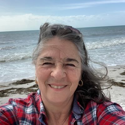 mamaccharles's profile picture. Aromatherapist, grandma, dental clinical researcher, nature lover enjoying life.