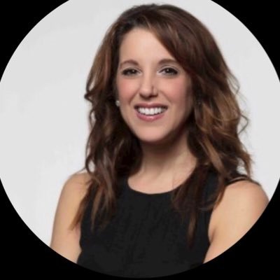 kristinikenson's profile picture. Project Leader @AtHomeWithBOWA Mama of 3 humans and 1 pups ☀️🏖🚴🏻‍♀️⚾️🎼✈️ 🏃‍♀️