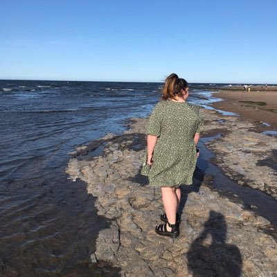 hannahmaloney's profile picture. 