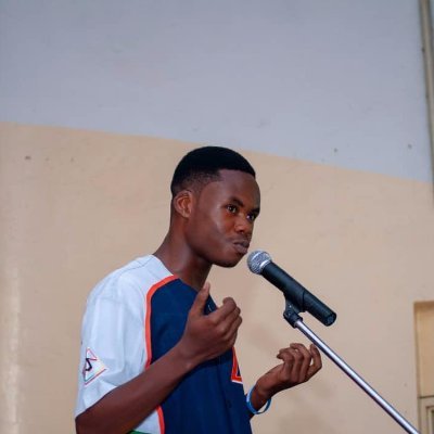 An award-winning #poet, #writer and #spokenword artiste. Aimed at 'Touching hearts and changing lives with what I write and words I speak'.
#WiGoaltap✊🏾