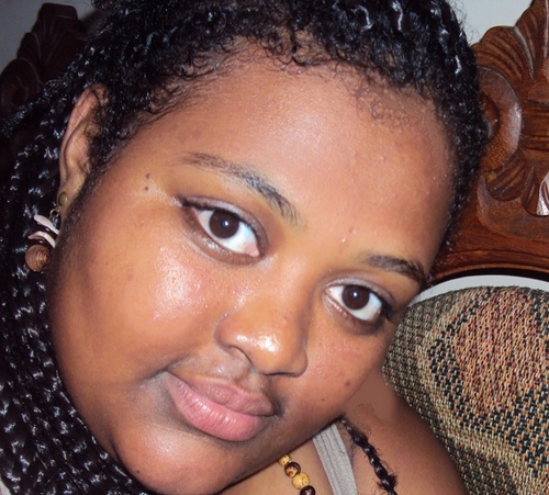 JOVEM, NEGRA E MILITANTE.
 
APAIXONADA PELA JUVENTUDE E O MOVIMENTO NEGRO.

ACREDITO NO PODER DO POVO ORGANIZADO.

SE É PRA IR PRA LUTA EU VOU