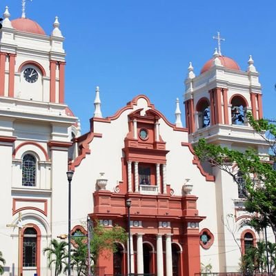 Somos Arquidiócesis de San Pedro Sula que peregrina en el Departamento de Cortés Honduras desde el año 1963.