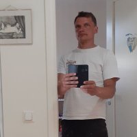 Juhani Heiäng (@4eda13dab70449c) 's Twitter Profile