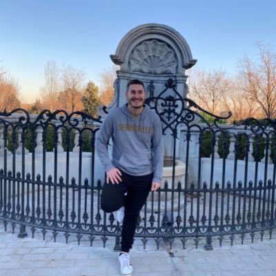 BeltranSergio94's profile picture. La vida solo dura un estribillo.