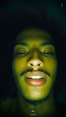 Ronaaax's profile picture. 🦠