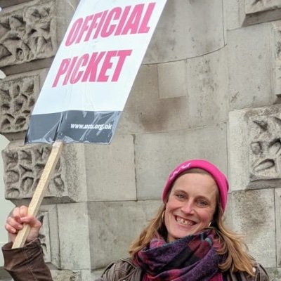 Researcher @CREW_Greenwich
writing about public services for @PSIglobalunion, @EPSUnions
etc; Cofounder of @UVWunion & trade union activist at @IWGBunion
&UCU