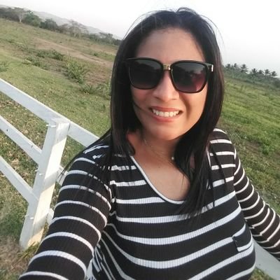 Docente y entregada por lo que me gusta hacer #Enseñar...