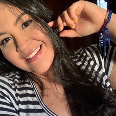 Barranquillera, Comunicadora social y periodista.
Esta cuenta es personal y no involucra el medio para el que trabajo 🗞